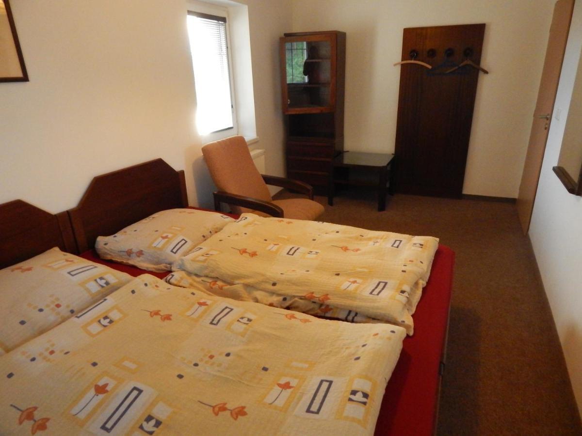 Penzion Cerny Mlyn Sokolov Brezova  Zimmer foto